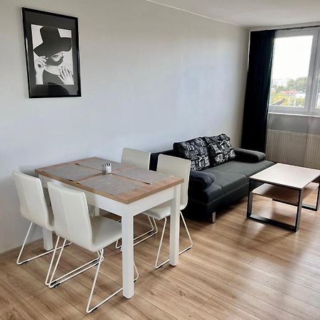 Apartament Piast Ostrow Wielkopolski Exterior photo